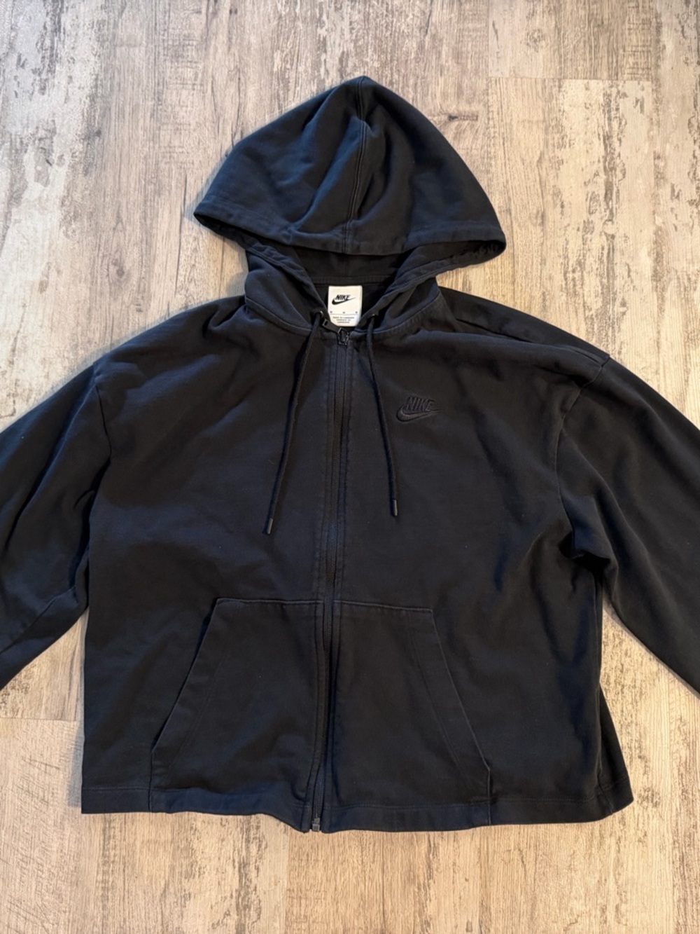 Nike Women’s Black Zip-Up Hoodie with Wide Sleeves & Logo